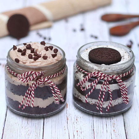 Mason Jar Cakes - Food Lovin Family